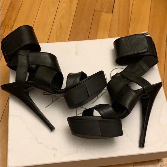 Cinzia Araia made in ITALY high heel sandals 36 - Picture 4 of 7